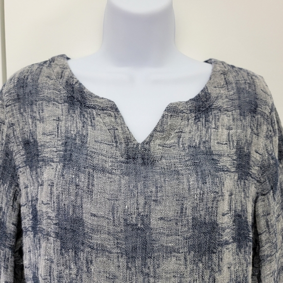 J. Jill Pure Jill Medium Gray Blue Split Neck 3/4 Sleeve Linen Blend Knit Top - Picture 2 of 10